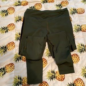 Virus compression leggings